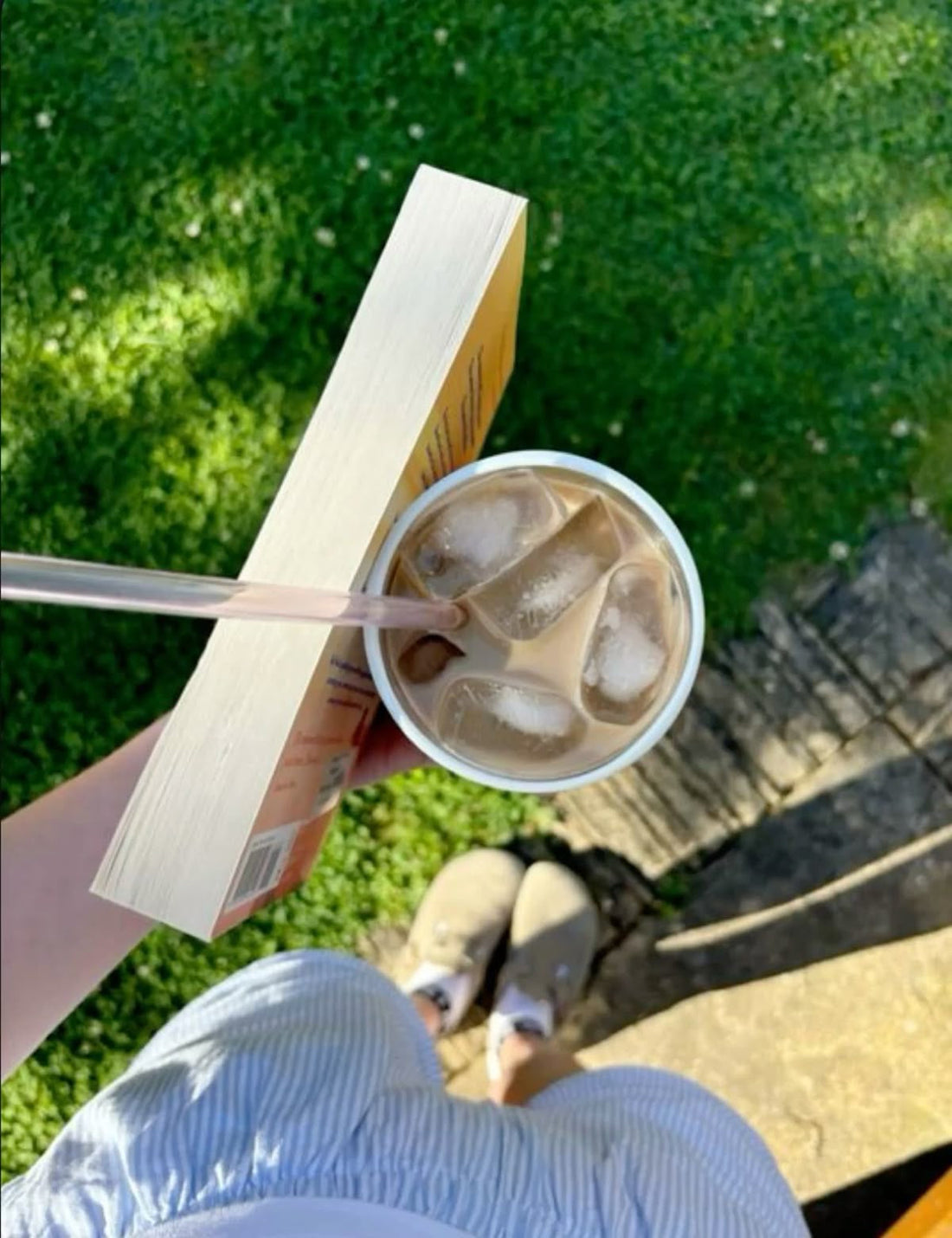 “10 Romance Books That Feel Like a Slow Burn Candle”